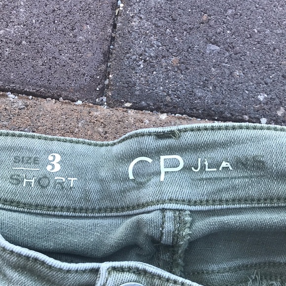 Shorts - Picture 8 of 8